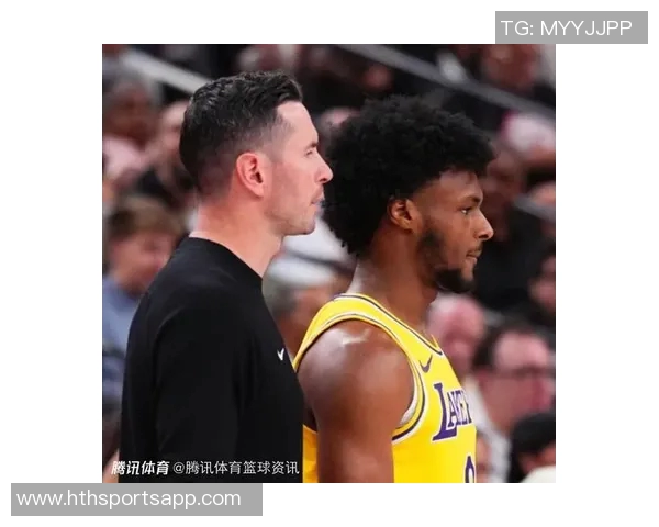 雷迪克称斯玛特等人是布朗尼的导师深入解析布朗尼的角色定位与发展方向 雷迪克称斯玛特等人是布朗尼的导师深入解析布朗尼的角色定位与发展方向