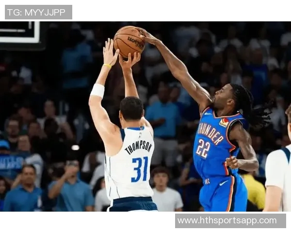 浓眉指出球队缺乏纯控卫导致进攻迟缓对手全场盯防影响发挥