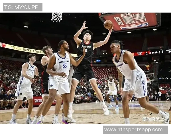 开拓者客场逆转勇士霸气抢下篮板球展现强大实力 开拓者客场逆转勇士霸气抢下篮板球展现强大实力